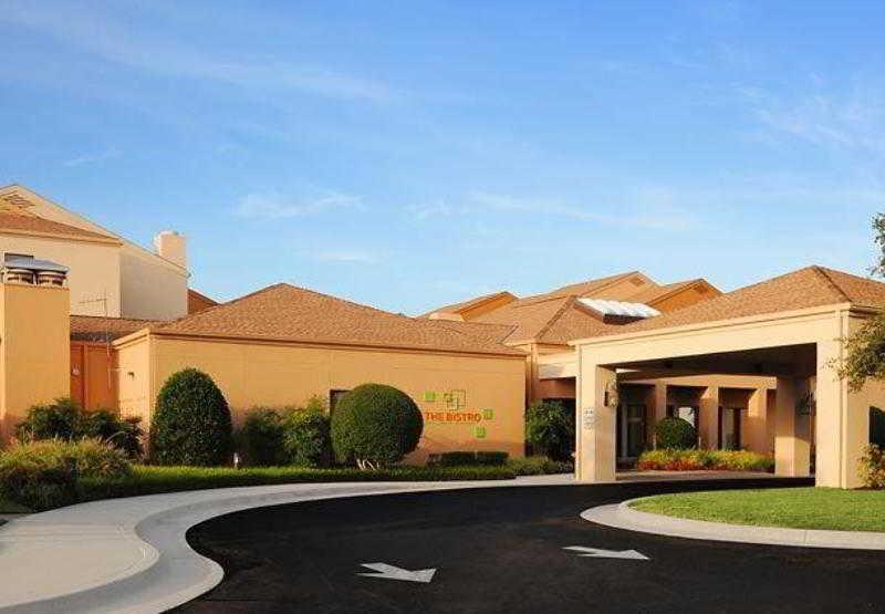 Courtyard By Marriott Oklahoma City Airport Экстерьер фото
