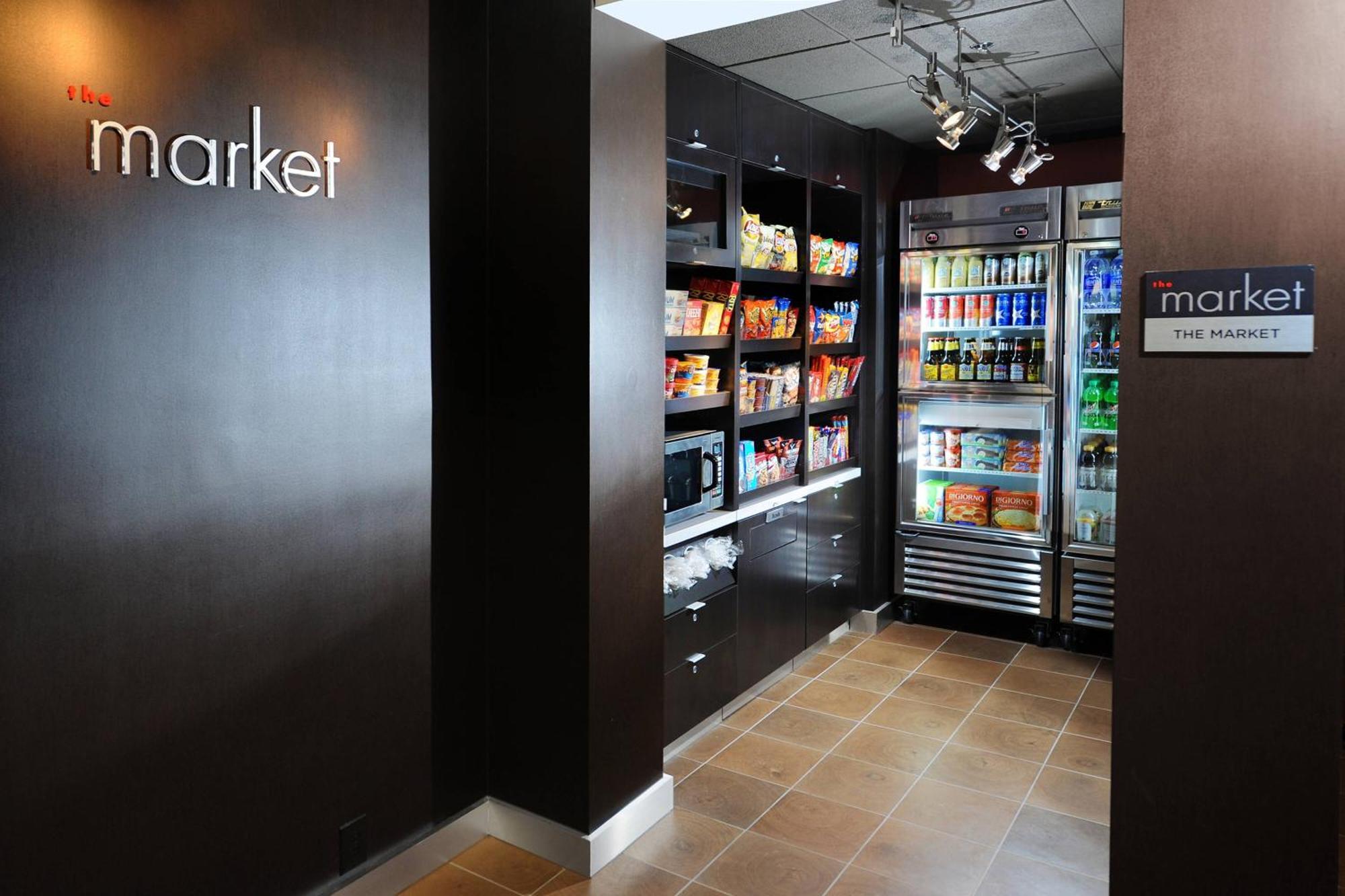 Courtyard By Marriott Oklahoma City Airport Экстерьер фото
