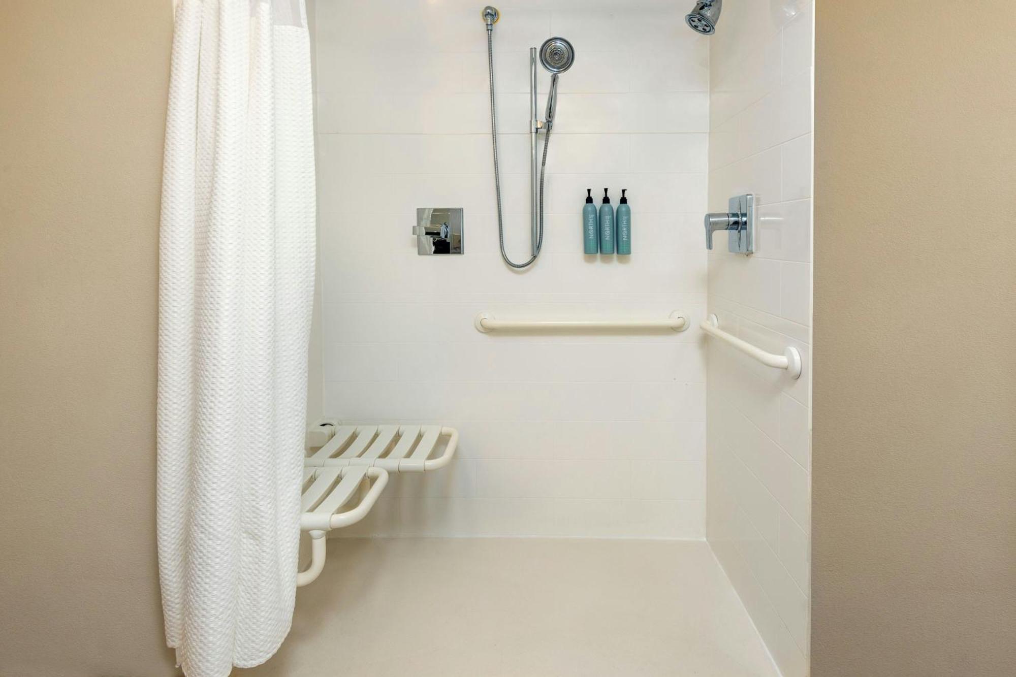 Courtyard By Marriott Oklahoma City Airport Экстерьер фото